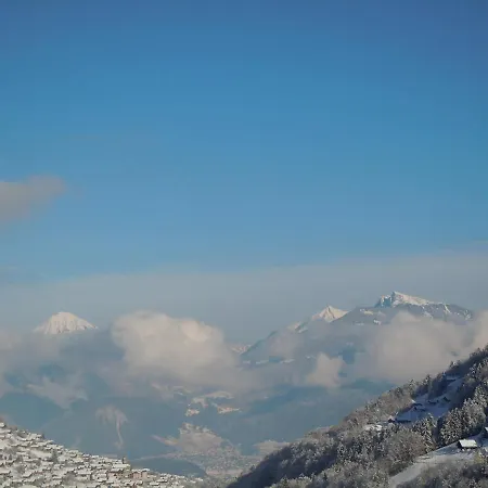 B&B Riad Des Neiges Bed & Breakfast Val dʼIlliez