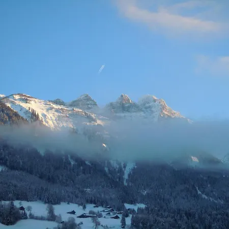 B&B Riad Des Neiges Bed & Breakfast Val dʼIlliez